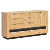 Комода во природна дрвена боја со четири пространи фиоки, странична врата и контрастни црни детали, модел Ostia – Almak.