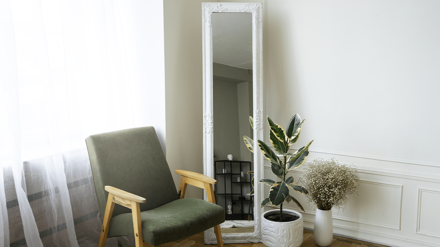 Бело огледало – елегантно и современо огледало за вашиот простор – Almak